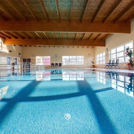 Bursztyn - Bernstein 3*