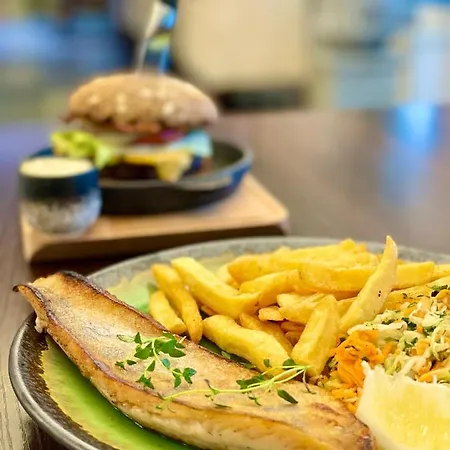 아파트호텔 Bursztyn - Bernstein 다브키