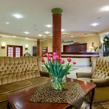 Aparthotel Bursztyn - Bernstein 3*