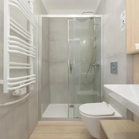 아파트호텔 Bursztyn - Bernstein