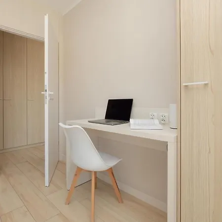 Bursztyn - Bernstein Hotel apartamentowy 3*