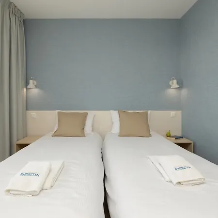 Bursztyn - Bernstein 公寓式酒店 3*