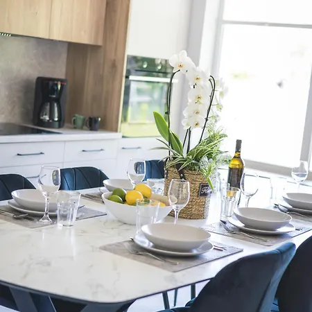 Bursztyn - Bernstein 다브키