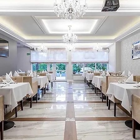 Bursztyn - Bernstein 3* Dąbki