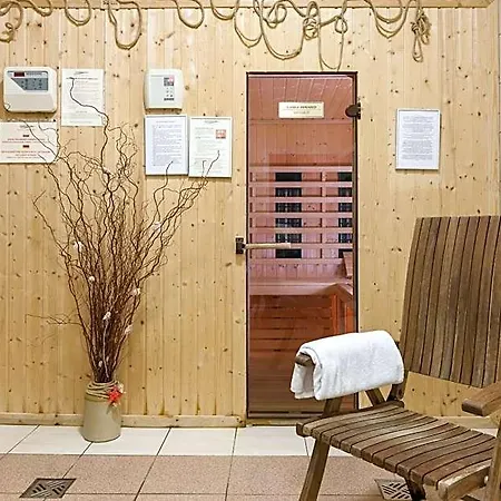 Apart-hotel Bursztyn - Bernstein