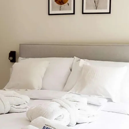 Aparthotel Bursztyn - Bernstein 3*