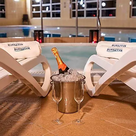 Apart-hotel Bursztyn - Bernstein 3*