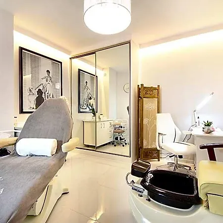 Apart-hotel Bursztyn - Bernstein
