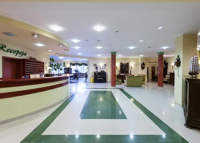 Apartahotel Bursztyn - Bernstein 3*