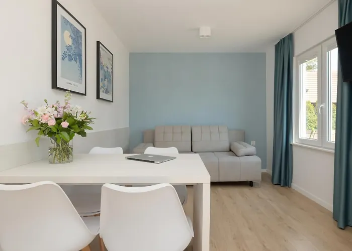 Bursztyn - Bernstein 3*