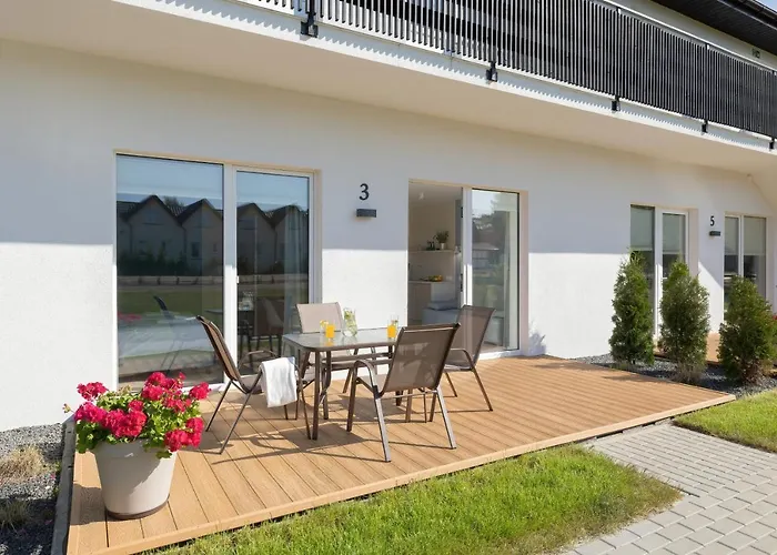 Bursztyn - Bernstein 3*