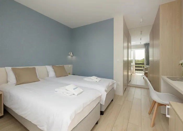 Bursztyn - Bernstein