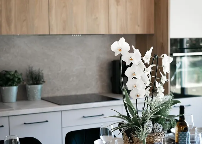 Apartahotel Bursztyn - Bernstein 3*